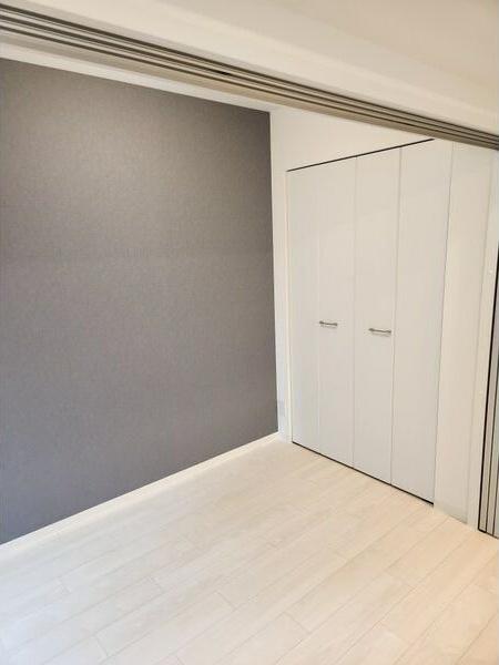 クリスタルガーデン栄町
