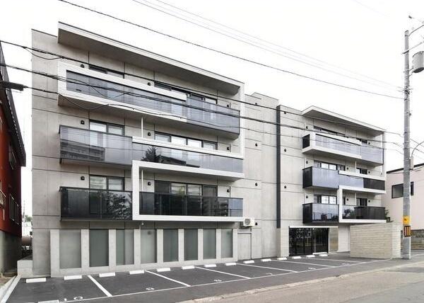 ラヴィ南平岸(LAVI南平岸)