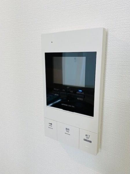 クリスタルN9