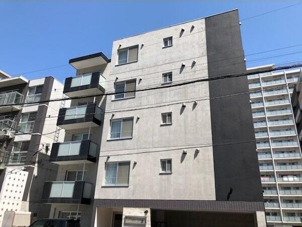 CsSquarekotoni