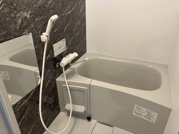 カヌレ菊水