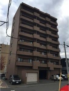 アヴィンズ平岸