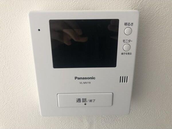 タクニヴァス