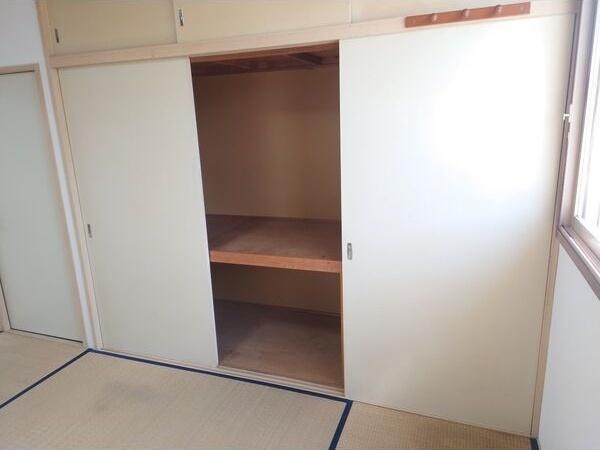 ハイツフェリス