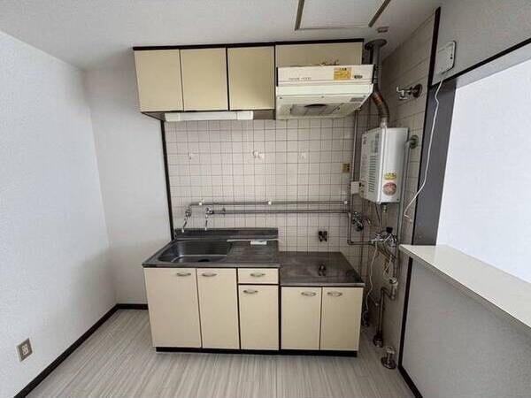 メゾンド八軒