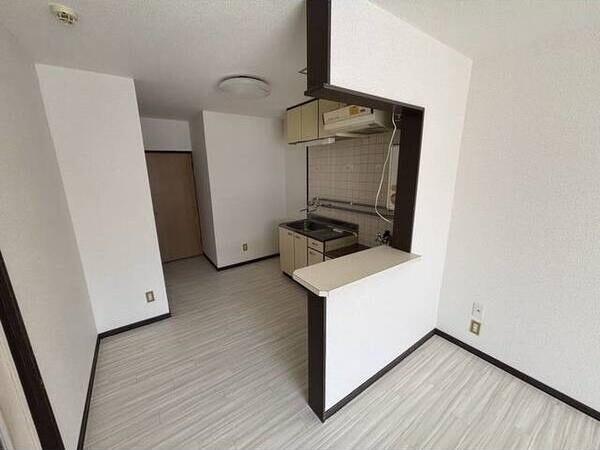 メゾンド八軒