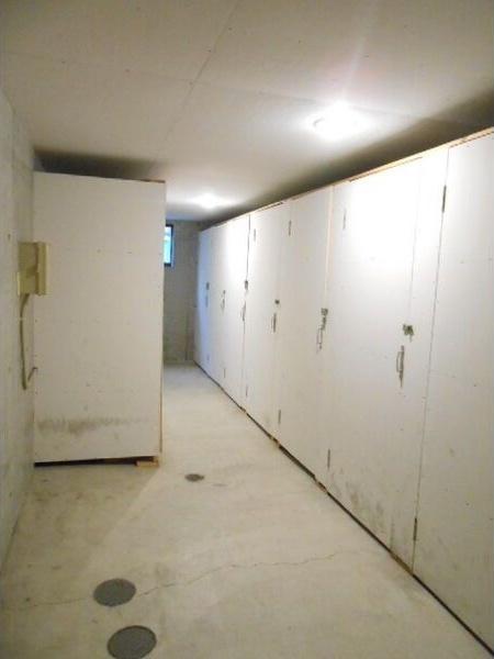 札幌市白石区本通１６丁目南のマンション