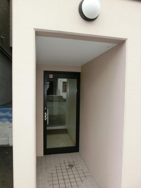 札幌市白石区栄通１５丁目のアパート