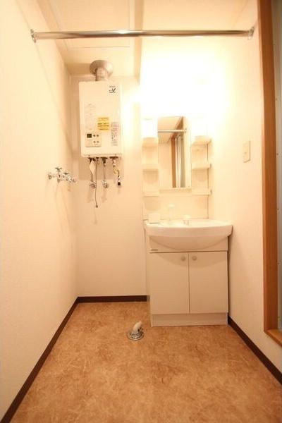 札幌市白石区平和通６丁目北のマンション