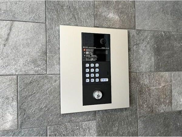 札幌市白石区南郷通１６丁目北のマンション