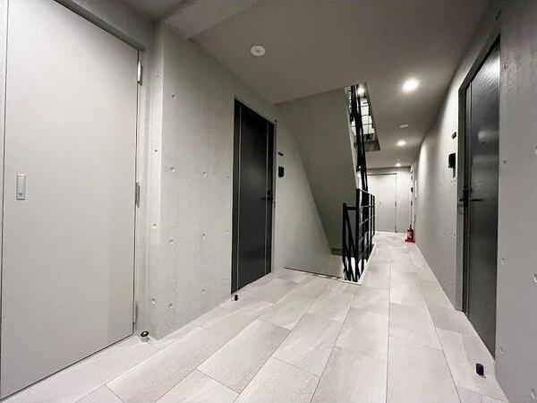 札幌市白石区南郷通１６丁目北のマンション