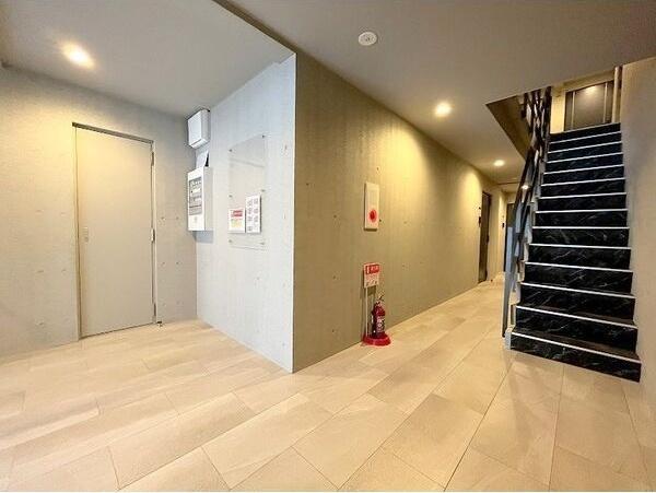 札幌市白石区南郷通１６丁目北のマンション