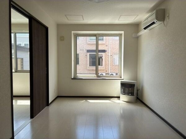 札幌市白石区川下三条４丁目のマンション