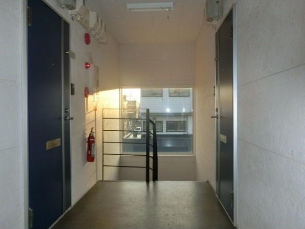 札幌市白石区栄通９丁目のアパート