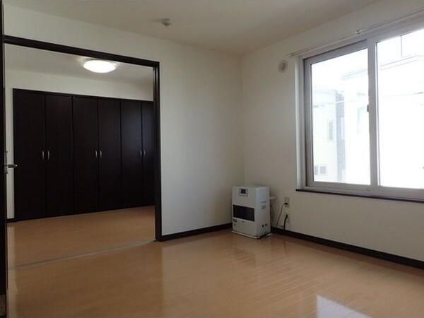 札幌市白石区栄通９丁目のアパート