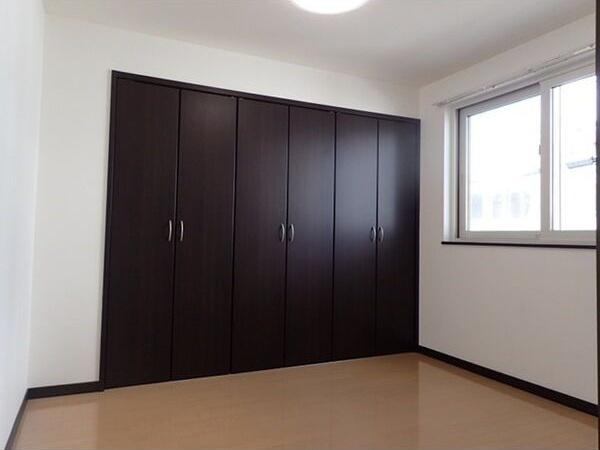 札幌市白石区栄通９丁目のアパート