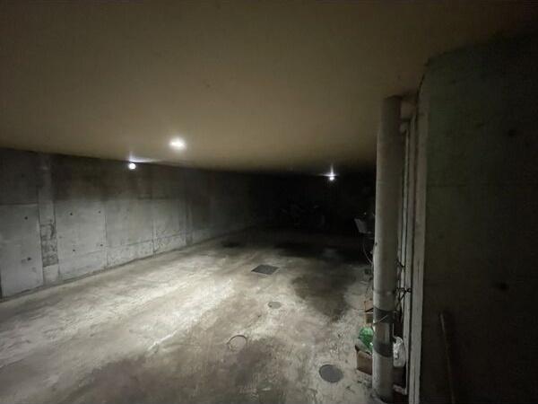 プレシャス18番館