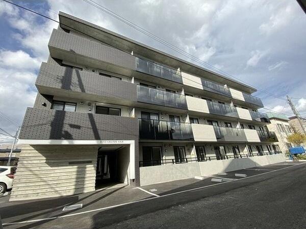 札幌市白石区東札幌四条2丁目のマンション