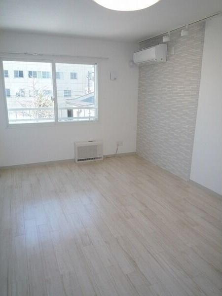 インペリアル西町