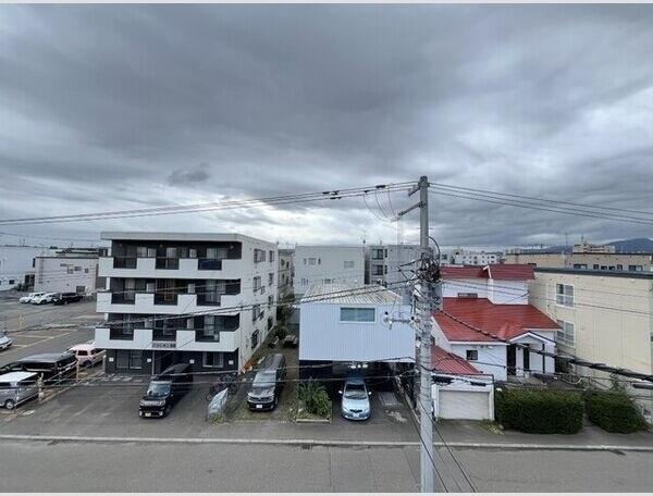 札幌市白石区栄通１０丁目のマンション