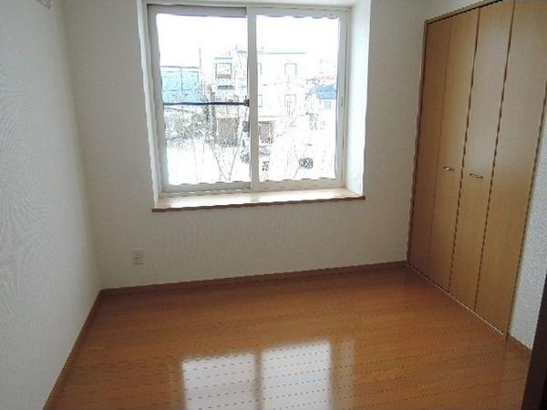 札幌市白石区栄通１５丁目のアパート