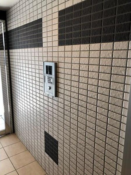 CsSquarekotoni
