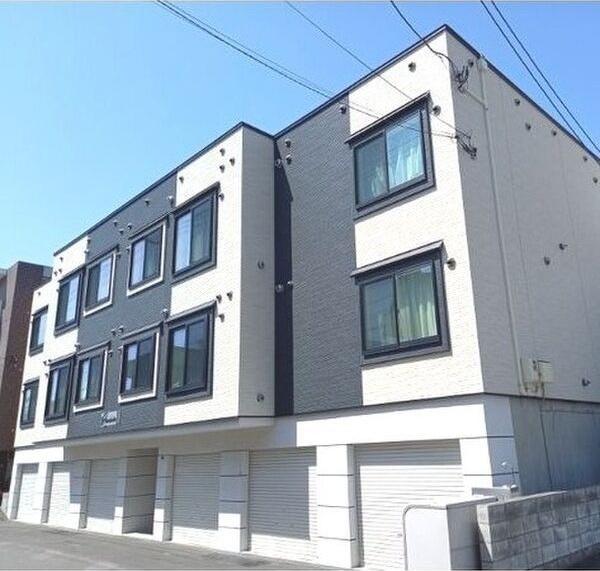 レユシール七番館