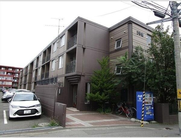 ホークメゾン札幌2号館
