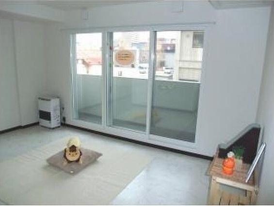 札幌市白石区東札幌四条２丁目のマンション