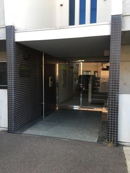 コムズ中の島