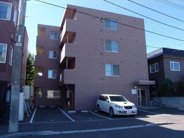 ライブイン西町