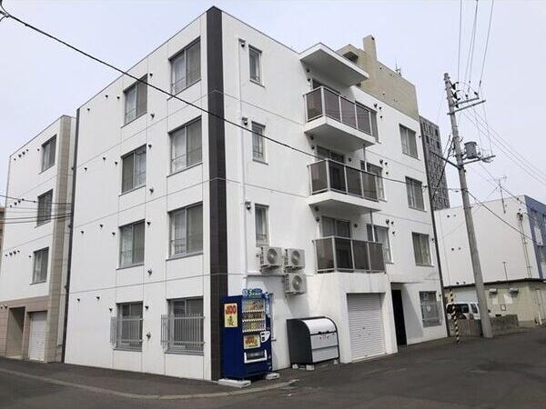 クレア白石