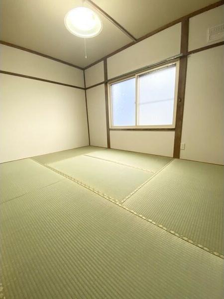 札幌市東区北二十七条東１８丁目のアパート