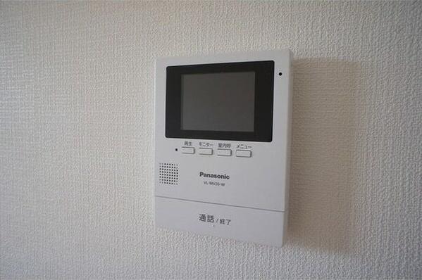 ハイツリビエール