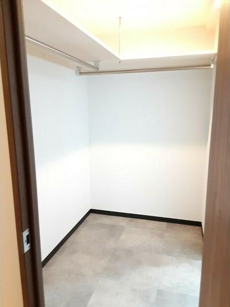 カレラ山の手