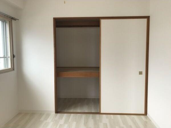 札幌市白石区南郷通８丁目北のマンション