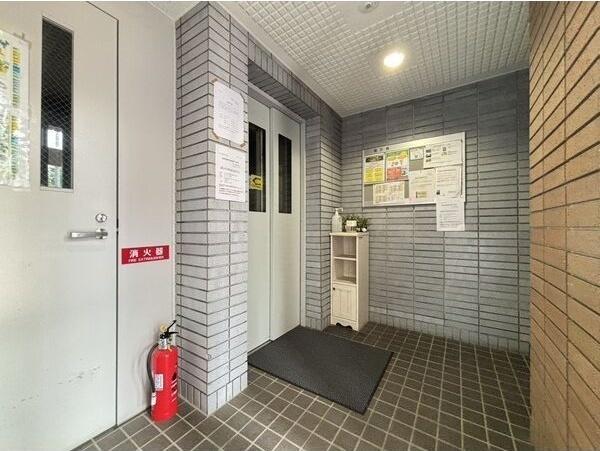 札幌市白石区南郷通８丁目北のマンション