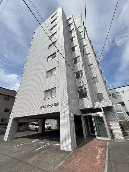 札幌市白石区南郷通８丁目北のマンション