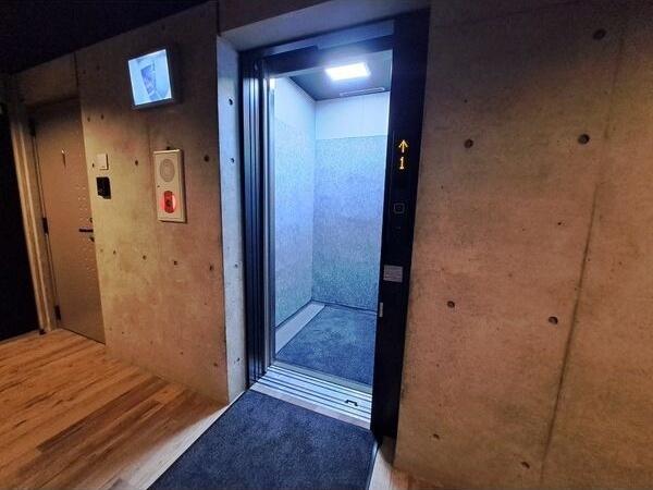 アールズ・コート平岸