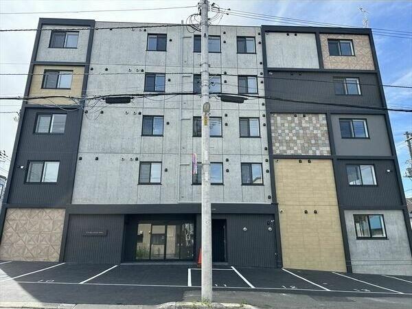 札幌市白石区本郷通４丁目北のマンション