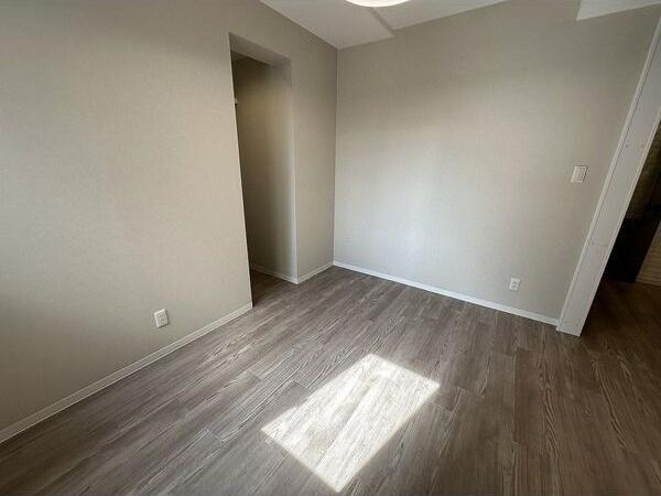 札幌市白石区本郷通４丁目北のマンション