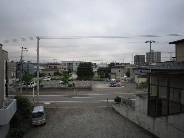 札幌市白石区栄通１６丁目のアパート