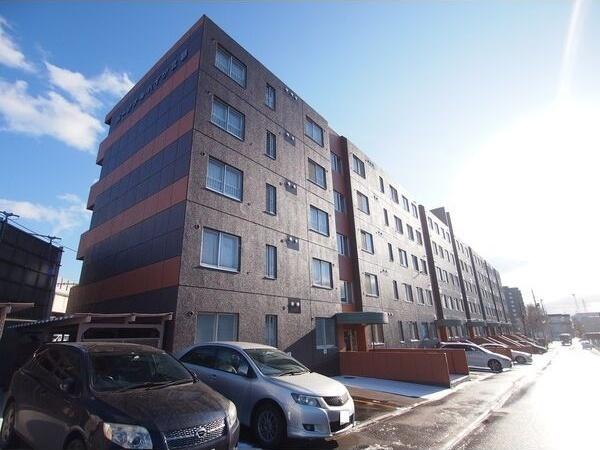札幌市白石区北郷二条１０丁目のマンション