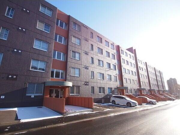 札幌市白石区北郷二条１０丁目のマンション