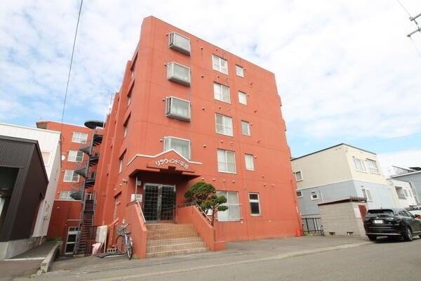 札幌市白石区平和通１１丁目南のマンション