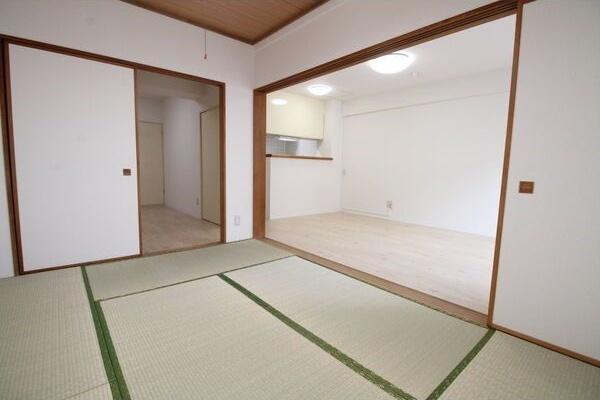 札幌市白石区平和通１１丁目南のマンション