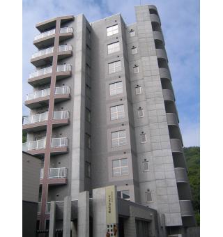 リライエンス円山