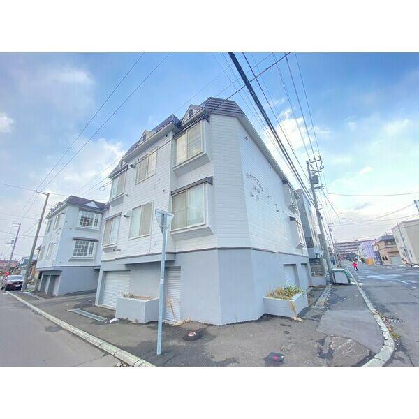 シェーンブルン八軒B