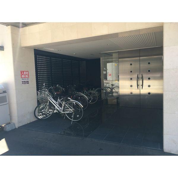 アルファスクエア大通西17