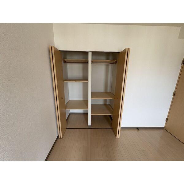 ルピナス3条館